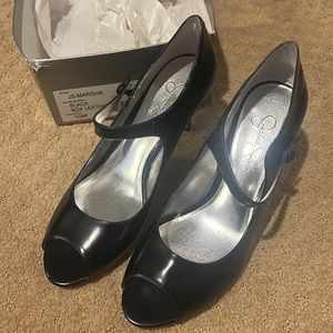 Jessica Simpson Marsha black peep toe pump. NEW! 10M.